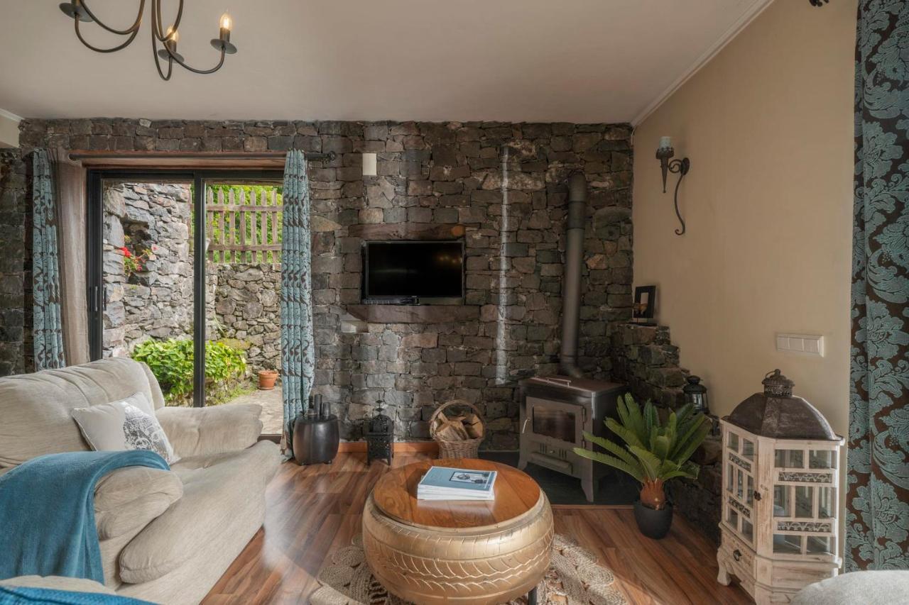 Casa De Campo Arco De Sao Jorge By An Island Apart Santana  Exterior photo